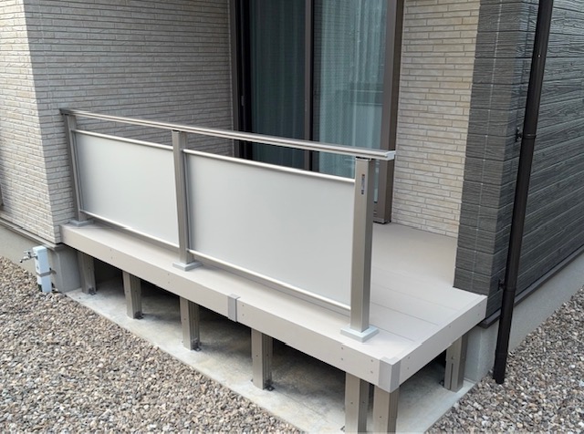 デッキ工事  YKKAPリウッドデッキ２００ 画像