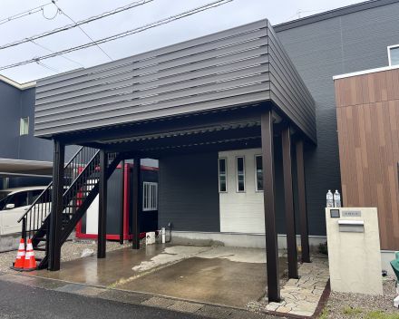 バルコニー付きカーポート工事 【グランフローア】 アイキャッチ画像