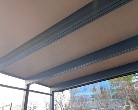 カーポート　軒天パネル貼り アイキャッチ画像