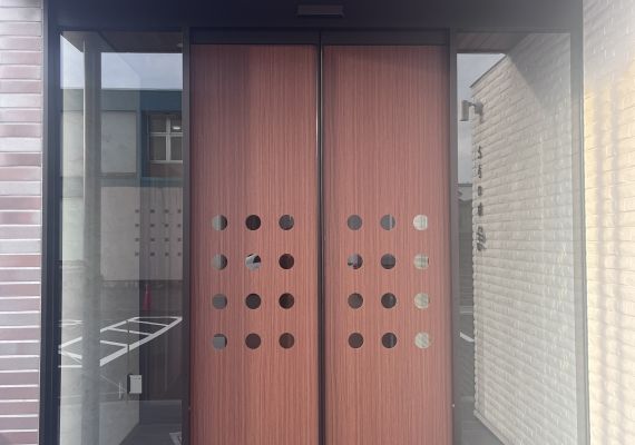 ダイノックシート貼り アイキャッチ画像