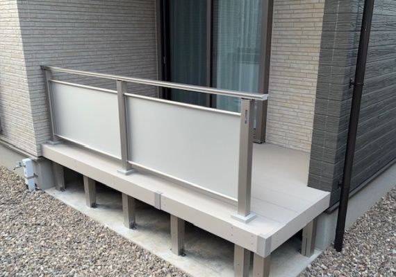 デッキ工事  YKKAPリウッドデッキ２００ アイキャッチ画像