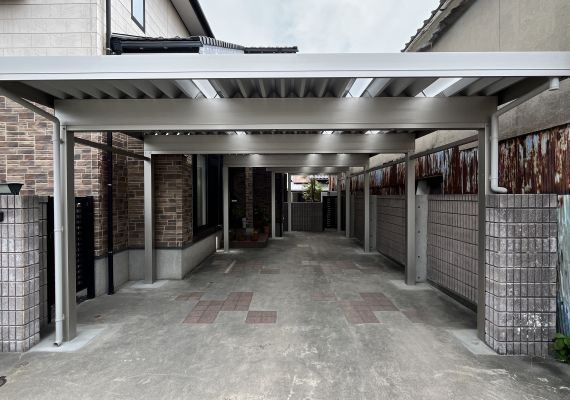 奥行延長+家の形に合わせたカーポート アイキャッチ画像